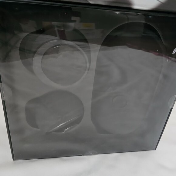 iJoy Eclipse True Wireless Portable Left-Right Stereo Speakers W/ Case Black NIB - Picture 8 of 10